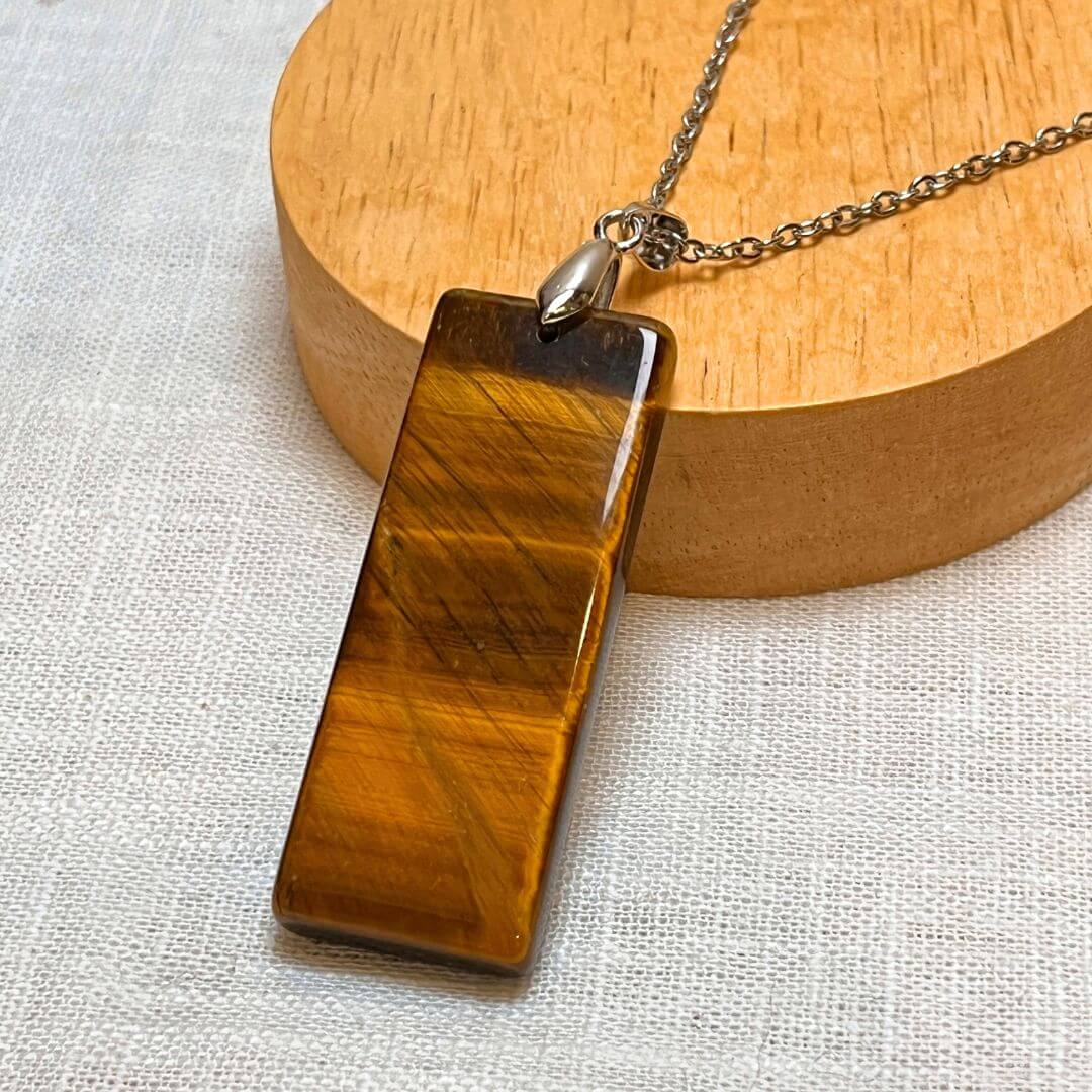 “Elegance & Power” Pendant in Natural Stone